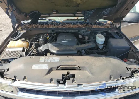 2003 Chevrolet Tahoe C1500 z USA, uszkodzony, nr VIN 1GNEC13V53R237634